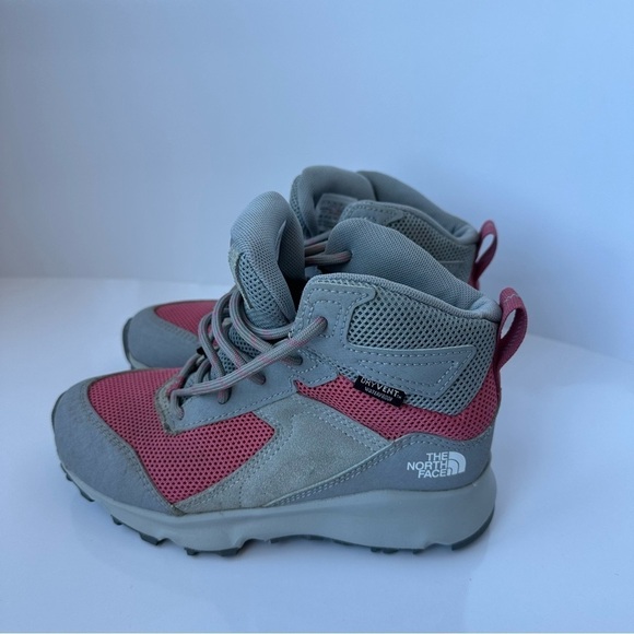The north face winter girls boots - Picture 2 of 9